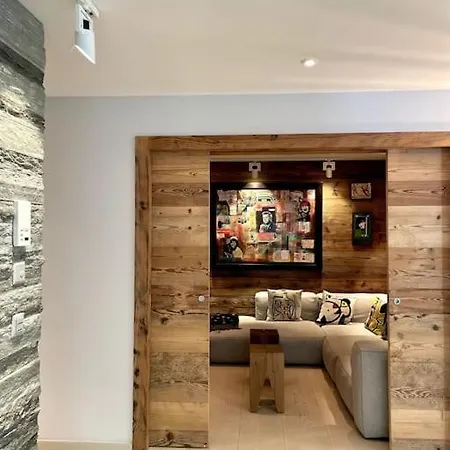 Private Luxury 4 Bedroom In Waldhaus Apartment
