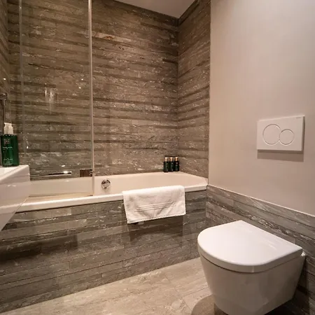Apartment Private Luxury 4 Bedroom In Waldhaus