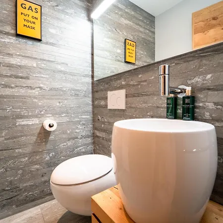 Apartment Private Luxury 4 Bedroom In Waldhaus *