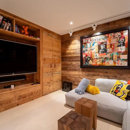 Private Luxury 4 Bedroom In Waldhaus Apartment *