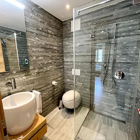 公寓 Private Luxury 4 Bedroom In Waldhaus *