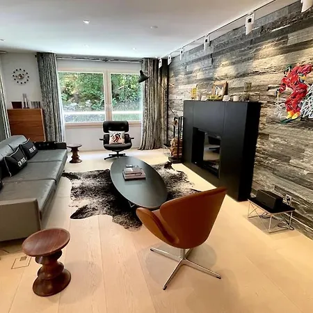 Private Luxury 4 Bedroom In Waldhaus 公寓 弗利姆斯