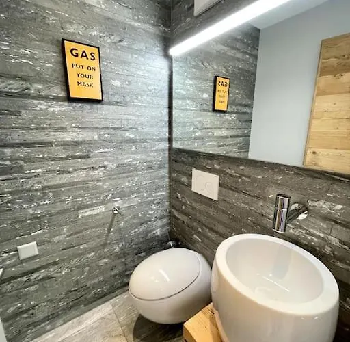 Private Luxury 4 Bedroom In Waldhaus Appartement *